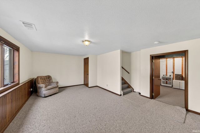 54459 Hunters Court, Elkhart, IN 46514