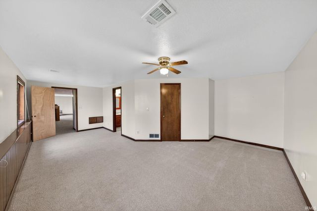 54459 Hunters Court, Elkhart, IN 46514