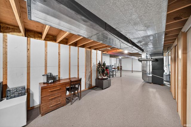 54459 Hunters Court, Elkhart, IN 46514