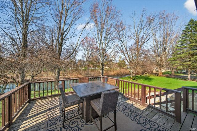 54459 Hunters Court, Elkhart, IN 46514