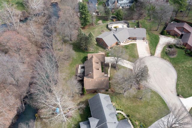 54459 Hunters Court, Elkhart, IN 46514