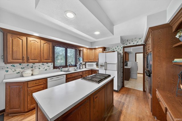 54459 Hunters Court, Elkhart, IN 46514