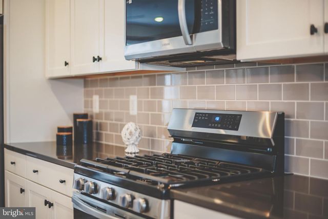 22801 TAWNY PINE SQ, Brambleton, VA 20148