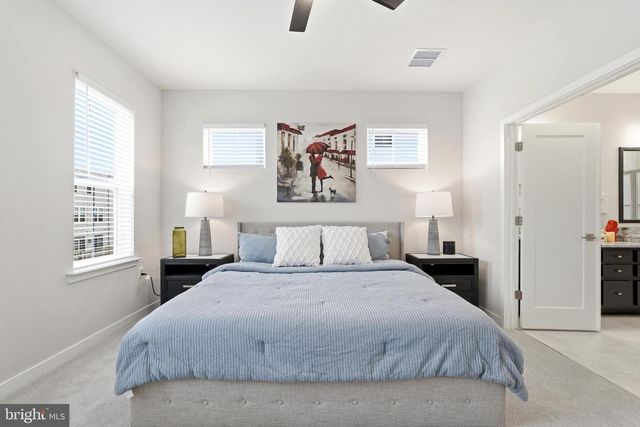 22801 TAWNY PINE SQ, Brambleton, VA 20148