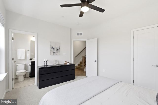 22801 TAWNY PINE SQ, Brambleton, VA 20148