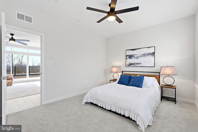 22801 TAWNY PINE SQ, Brambleton, VA 20148