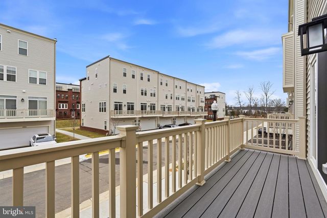 22801 TAWNY PINE SQ, Brambleton, VA 20148