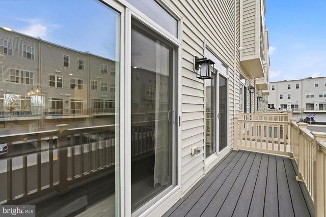 22801 TAWNY PINE SQ, Brambleton, VA 20148