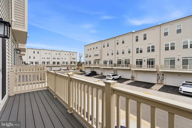 22801 TAWNY PINE SQ, Brambleton, VA 20148