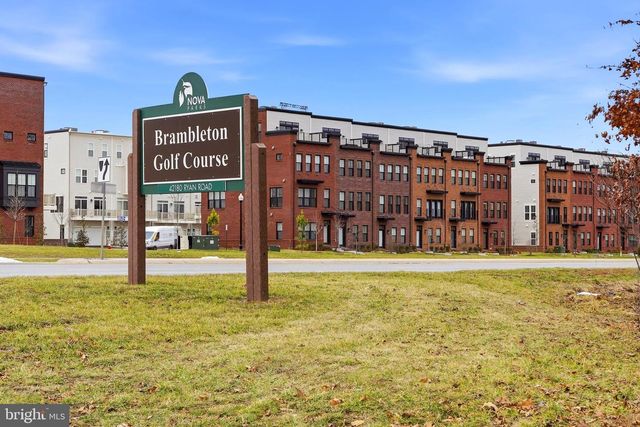 22801 TAWNY PINE SQ, Brambleton, VA 20148