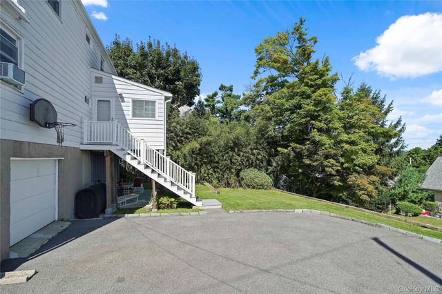 11 Riverview Avenue, Ardsley, NY 10502