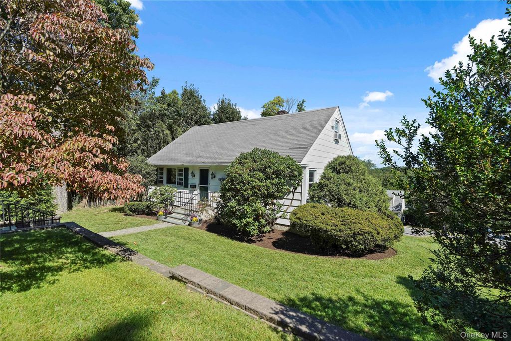 11 Riverview Avenue, Ardsley, NY 10502 — exterior