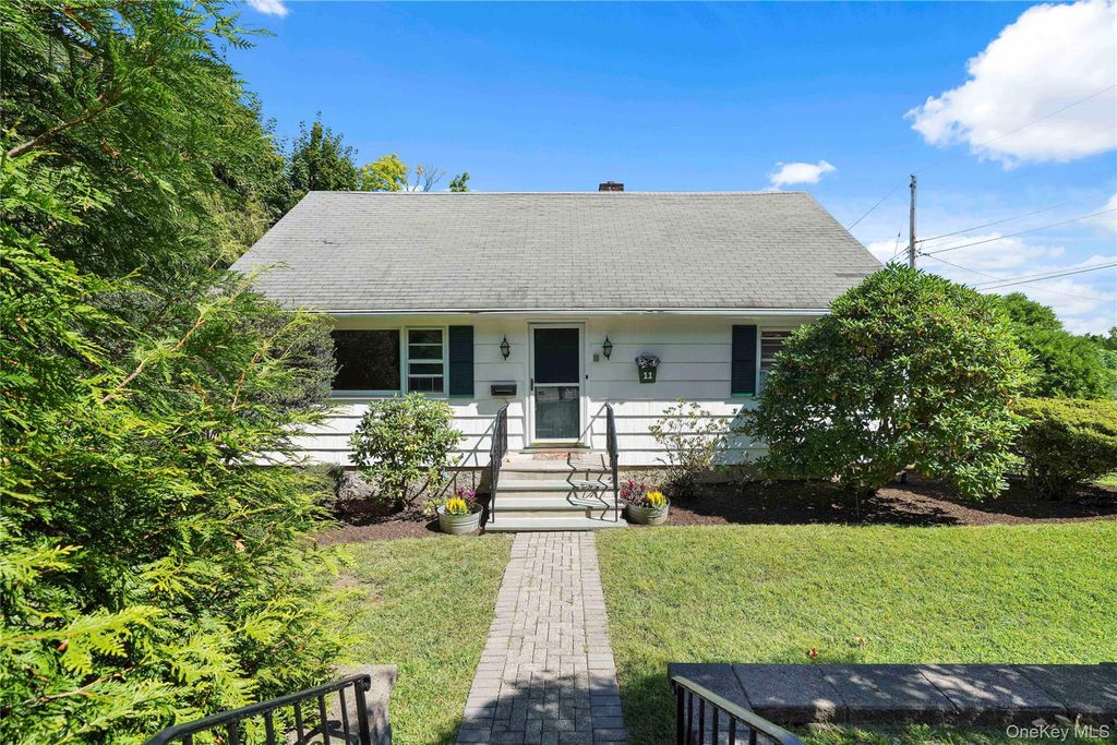 11 Riverview Avenue, Ardsley, NY 10502 — photo 2