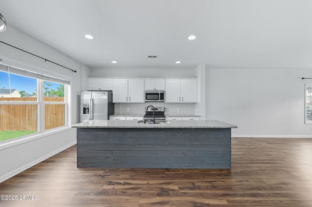 42 Chestnut Street, Beaufort, SC 29906