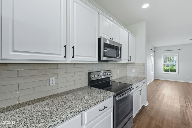 42 Chestnut Street, Beaufort, SC 29906