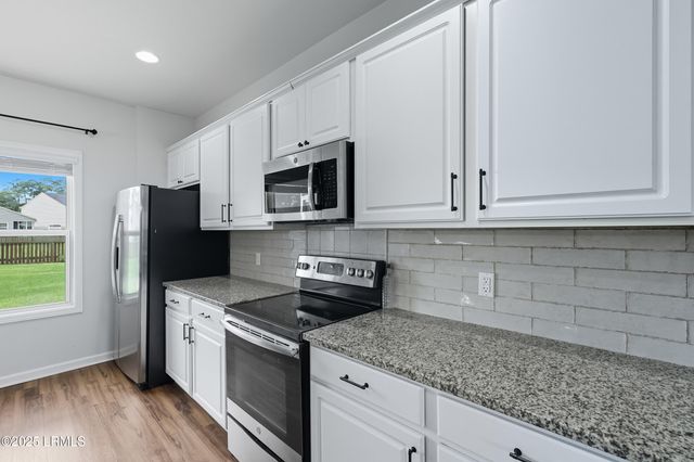 42 Chestnut Street, Beaufort, SC 29906