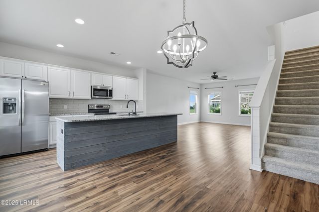 42 Chestnut Street, Beaufort, SC 29906