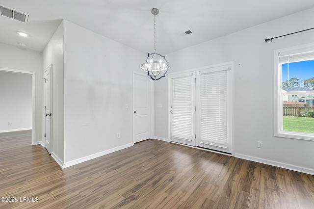 42 Chestnut Street, Beaufort, SC 29906