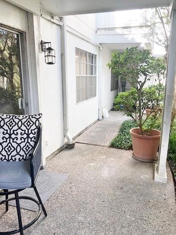 2701 Bellefontaine Street B3, Houston, TX 77025