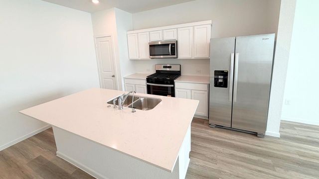 947 Moon Drop Lane, Houston, TX 77909