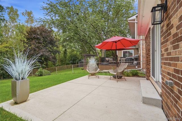 41703 Greenwood Drive, Canton Charter Township, MI 48187