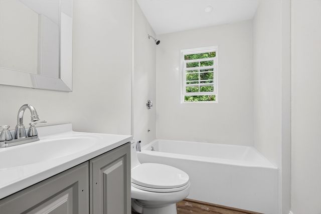 391 Cedar Brook Rd 2, Lynn, MA 01904