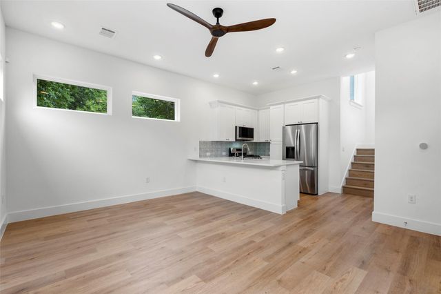 2004 Maxwell LN, Austin, TX 78741