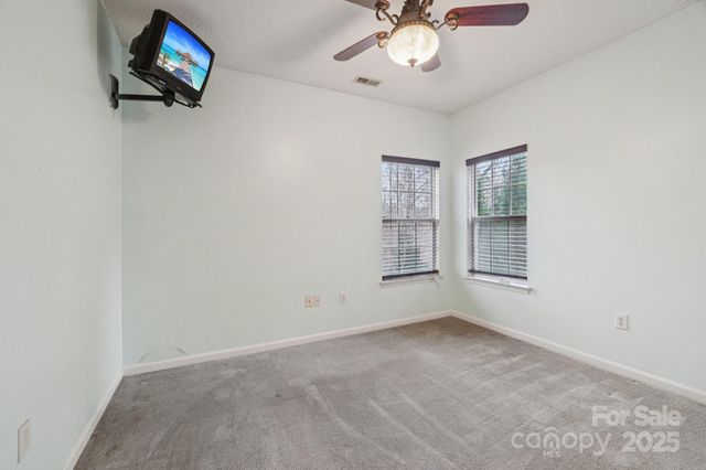 132 Grayrock Drive, Statesville, NC 28677