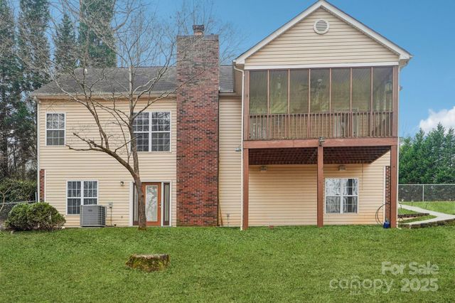 132 Grayrock Drive, Statesville, NC 28677