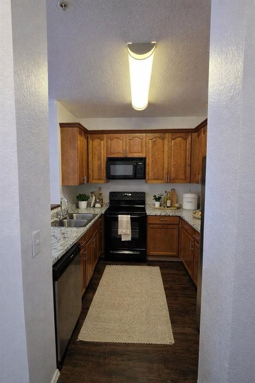 Image 11 of property listing at 2648 ROBERT TRENT JONES DRIVE 227, Orlando, FL 32835