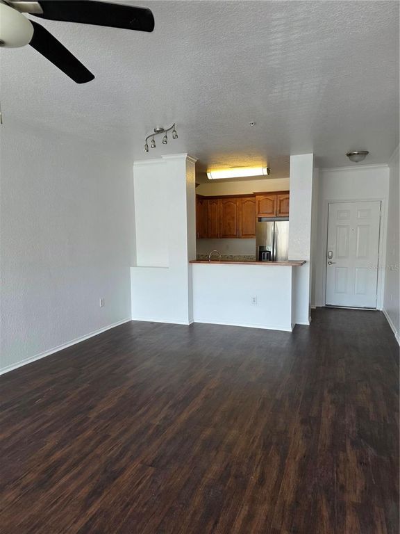 Image 6 of property listing at 2648 ROBERT TRENT JONES DRIVE 227, Orlando, FL 32835