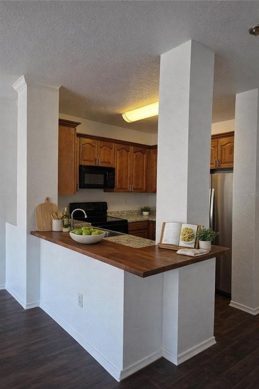 Image 9 of property listing at 2648 ROBERT TRENT JONES DRIVE 227, Orlando, FL 32835