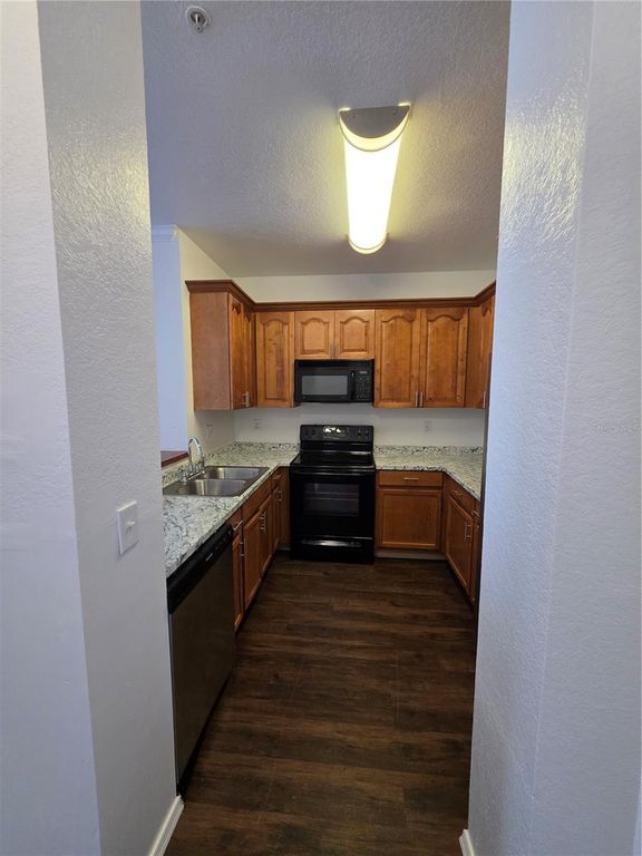 Image 10 of property listing at 2648 ROBERT TRENT JONES DRIVE 227, Orlando, FL 32835