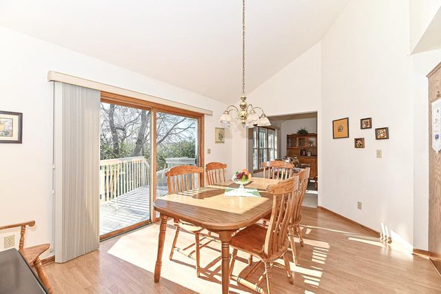 2741 Brighton DRIVE, Waukesha, WI 53188