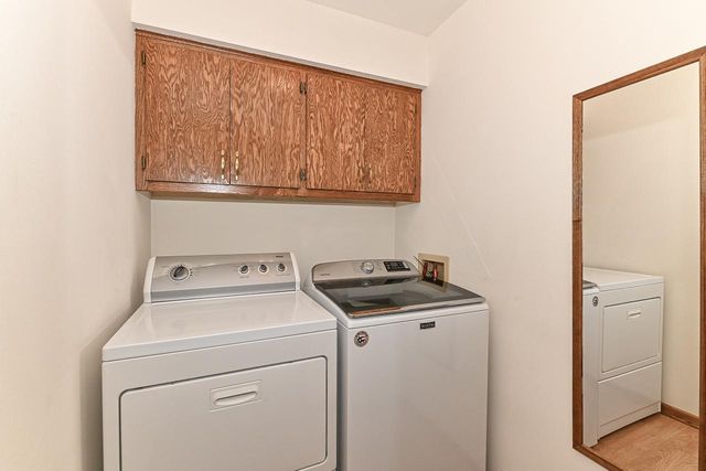 2741 Brighton DRIVE, Waukesha, WI 53188