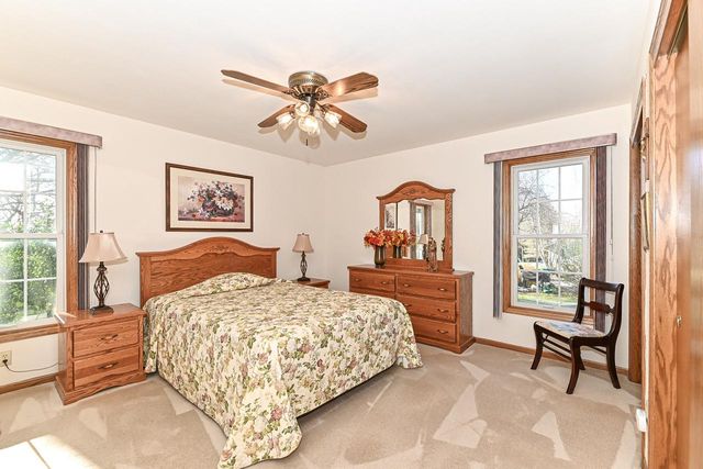 2741 Brighton DRIVE, Waukesha, WI 53188