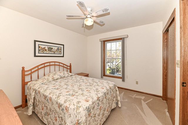 2741 Brighton DRIVE, Waukesha, WI 53188