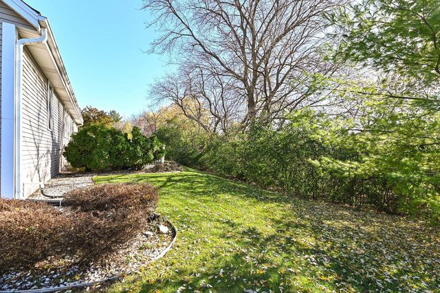 2741 Brighton DRIVE, Waukesha, WI 53188