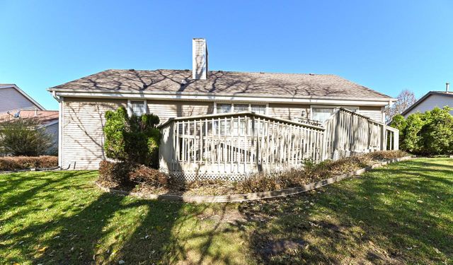 2741 Brighton DRIVE, Waukesha, WI 53188