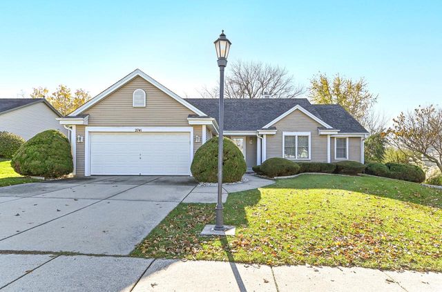2741 Brighton DRIVE, Waukesha, WI 53188