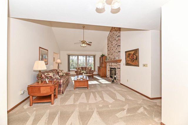 2741 Brighton DRIVE, Waukesha, WI 53188