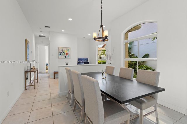 1408 Mariner Way, Hollywood, FL 33019