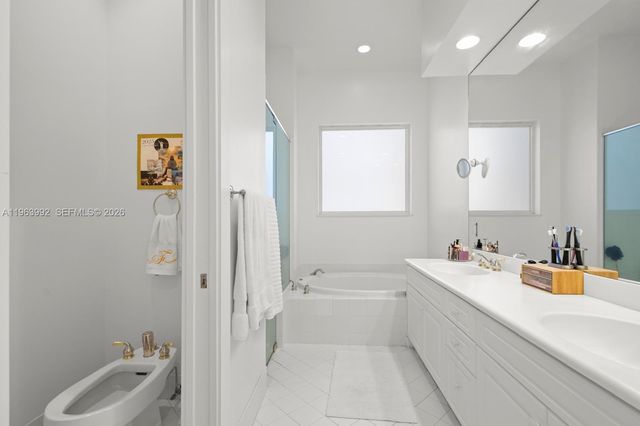 1408 Mariner Way, Hollywood, FL 33019