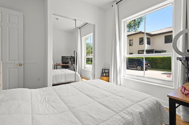 1408 Mariner Way, Hollywood, FL 33019