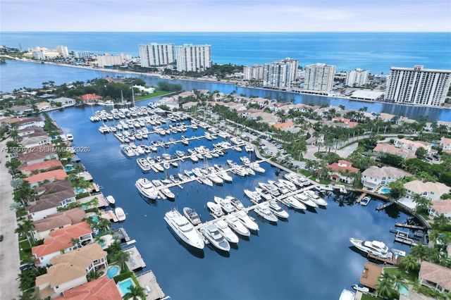 1408 Mariner Way, Hollywood, FL 33019