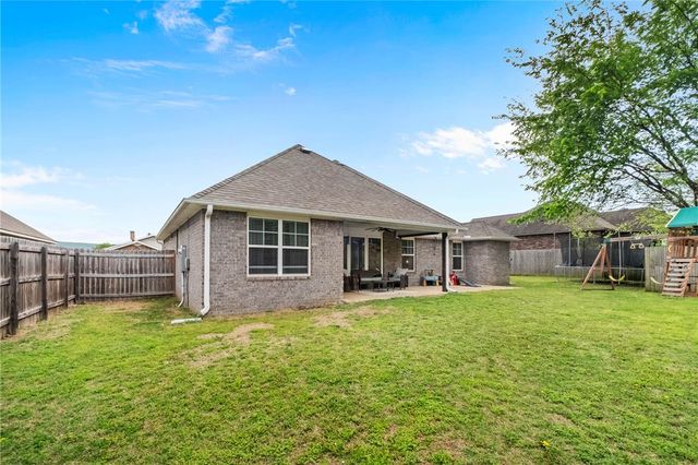 1211 Sundowner Ranch Avenue, Prairie Grove, AR 72753