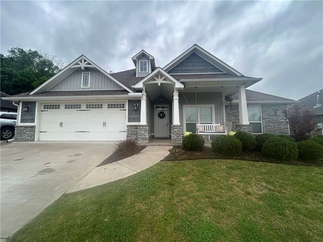 1211 Sundowner Ranch Avenue, Prairie Grove, AR 72753