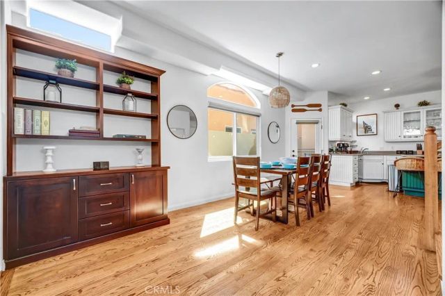 179 Pomona, Long Beach, CA 90803