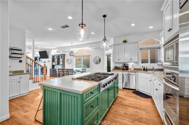 179 Pomona, Long Beach, CA 90803