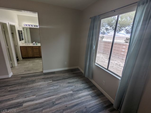 8148 Slate Falls Street, North Las Vegas, NV 89085